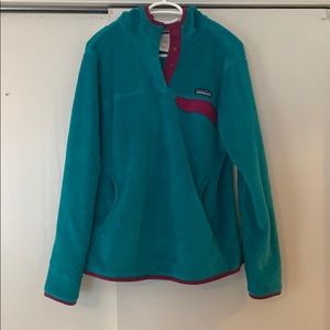 Patagonia clasp hoodie with kangaroo pouch